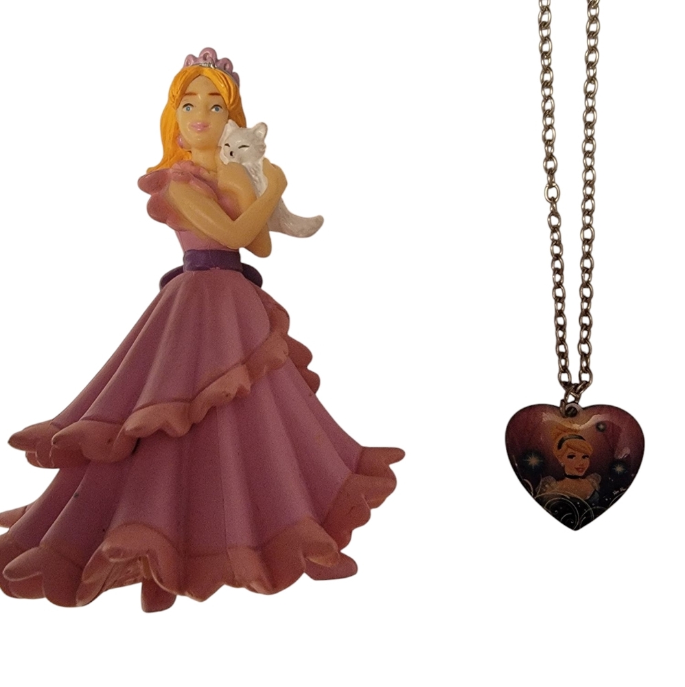2013 Papo Princess Figure + Disney Princess Necklace